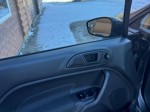Used 2017 Ford Fiesta SE w/ Cold Weather Package image 6