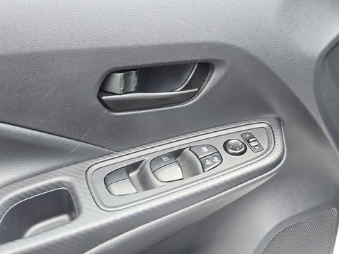 Used 2024 Nissan Versa S w/ Trunk Package FWD image 27