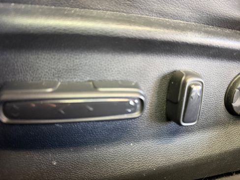 Used 2018 Honda Accord Sport image 14
