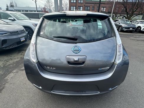 Used 2015 Nissan Leaf SL image 6