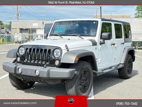 Used 2015 Jeep Wrangler Unlimited Sport w/ Quick Order Package 24S AWD/4WD image 2