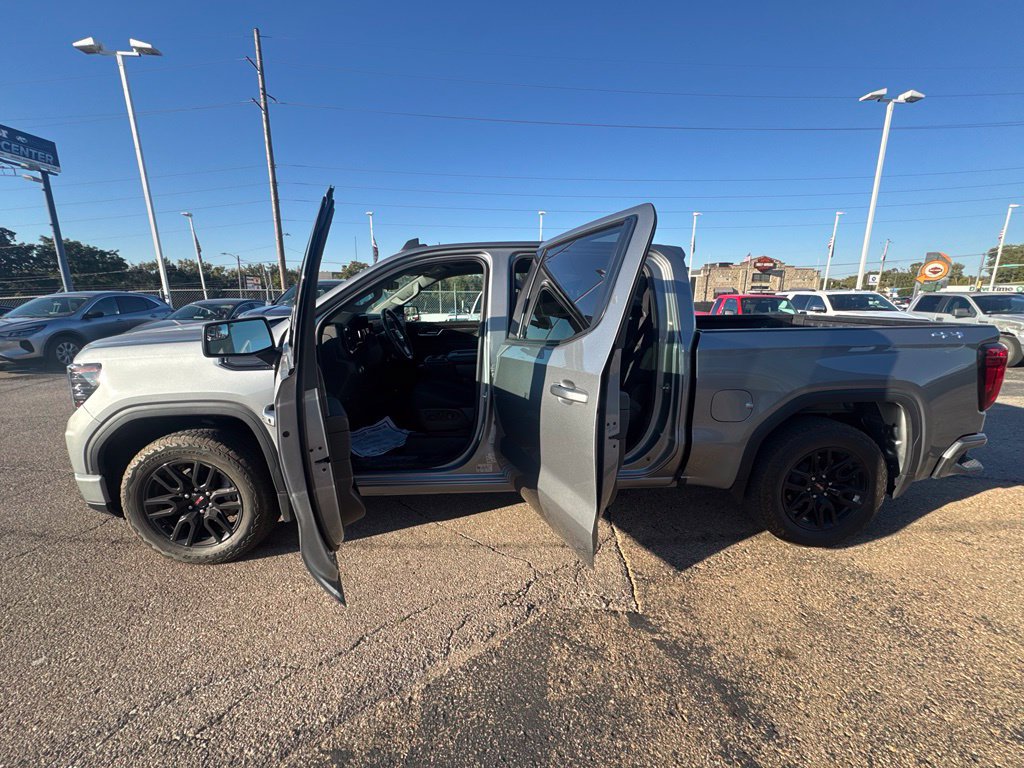 Used 2024 GMC Sierra 1500 Elevation AWD/4WD image 4
