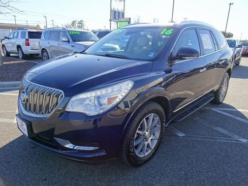 Used 2016 Buick Enclave Leather image 8