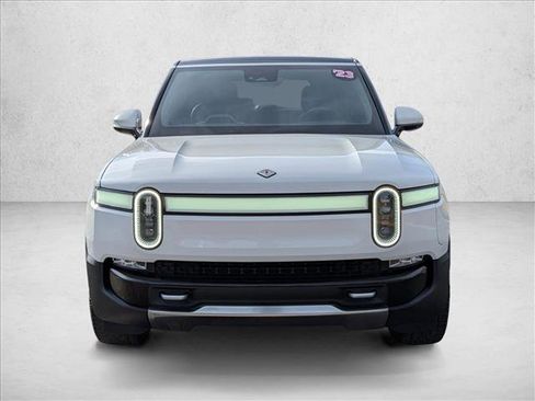 Used 2023 Rivian R1S Adventure image 2