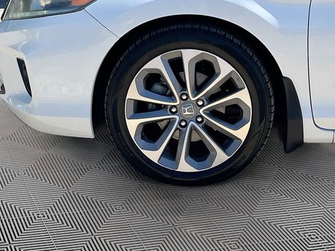 Used 2015 Honda Accord EX-L image 11