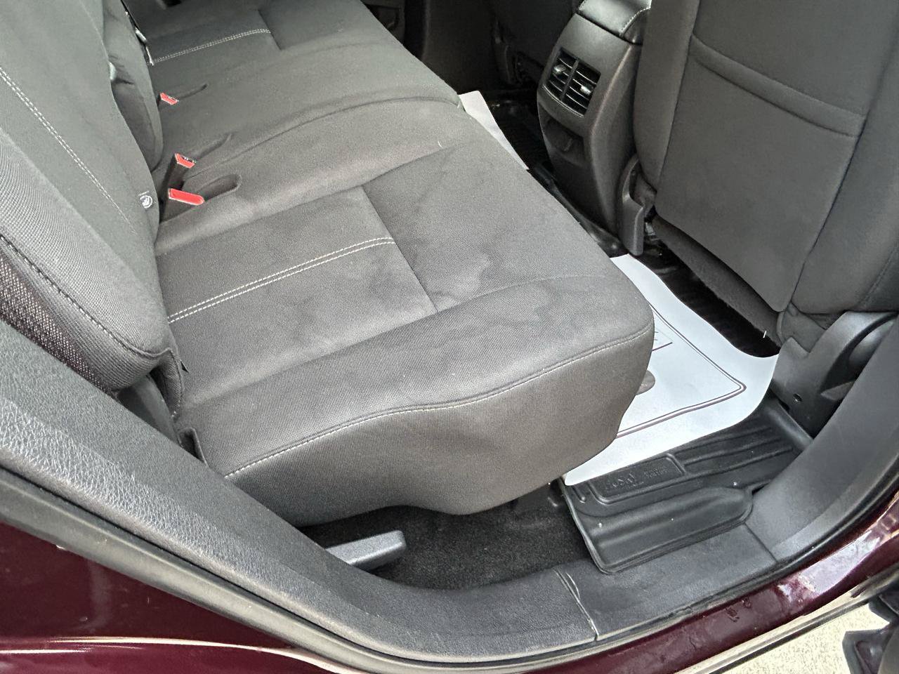 Used 2011 Ford Edge SE w/ 101A Rapid Spec Order Code FWD image 11