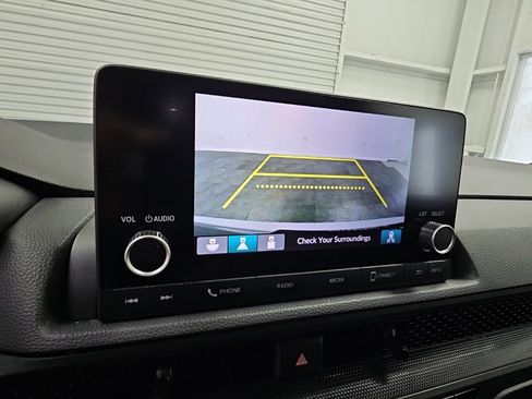 Used 2025 Honda CR-V EX image 16