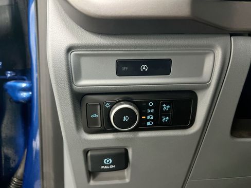 Used 2025 Ford F150 XLT w/ Equipment Group 301A Standard image 18