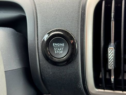 Used 2025 Ford Expedition Max Active image 31