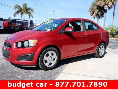 Used 2013 Chevrolet Sonic LS image 4