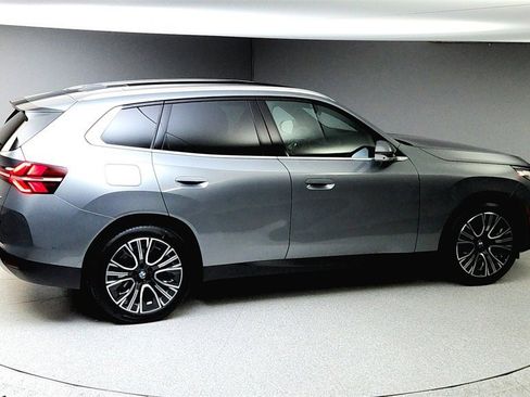 Used 2025 BMW X3 xDrive30i w/ Premium Package image 16