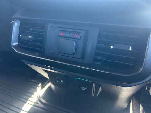 Used 2023 Ford F150 Lariat w/ Equipment Group 502A High AWD/4WD image 37