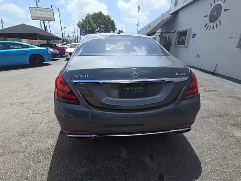 Used 2019 Mercedes-Benz S 560 4MATIC Sedan w/ Premium Package image 4