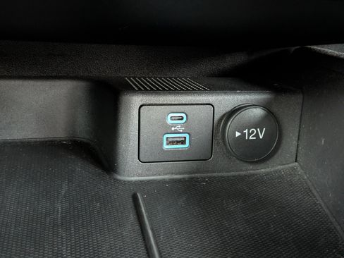 Used 2023 Ford Escape ST-Line w/ Tech Pack #1 FWD image 24