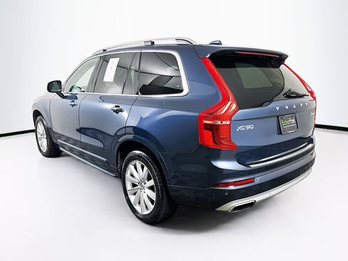 Used 2018 Volvo XC90 T6 Momentum image 5