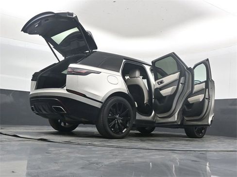 Used 2020 Land Rover Range Rover Velar R-Dynamic S image 51