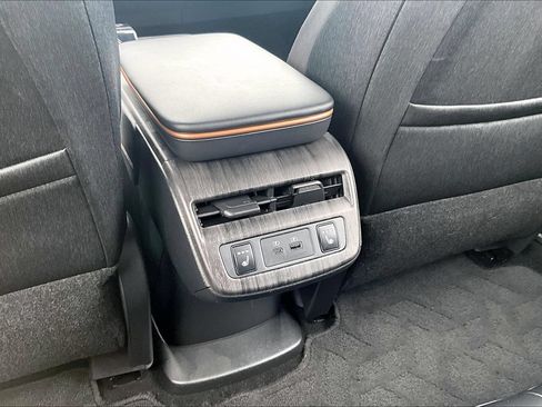 Used 2023 Nissan Ariya FWD image 10