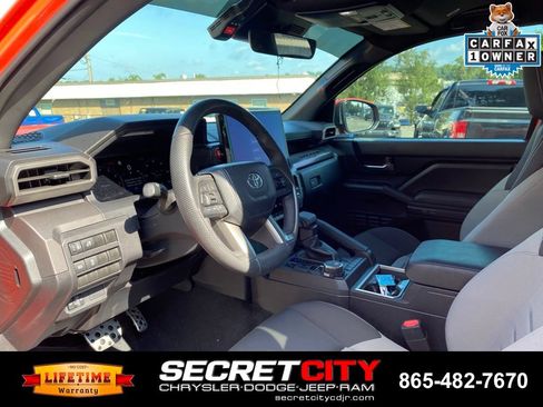 Used 2024 Toyota Tacoma TRD Sport AWD/4WD image 12