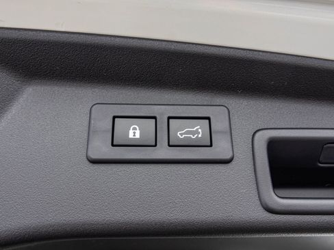 New 2026 Subaru Outback Premium image 33