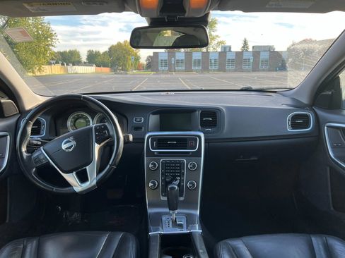 Used 2012 Volvo S60 T5 image 24