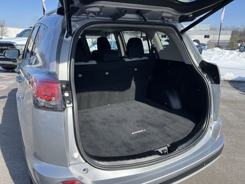 Used 2016 Toyota RAV4 XLE image 26