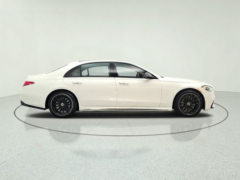 Certified 2023 Mercedes-Benz S 500 4MATIC image 4