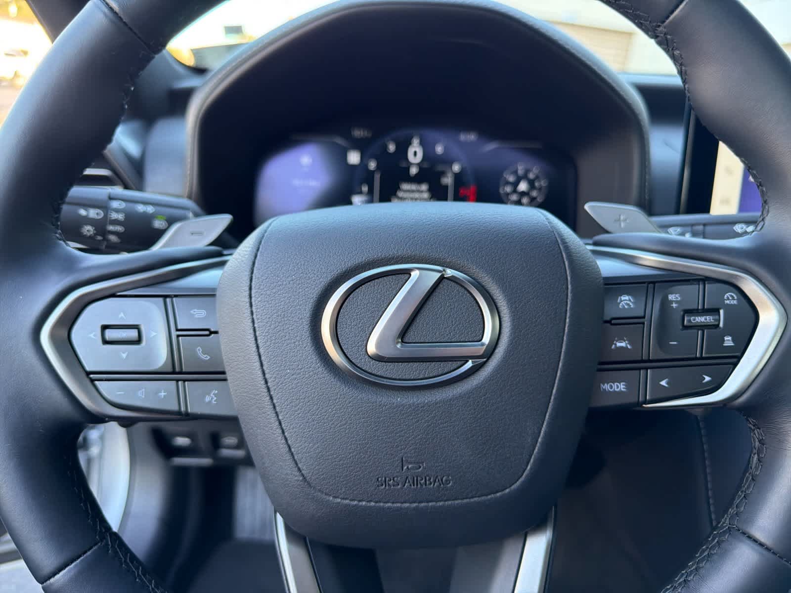 Used 2026 Lexus IS 350 F Sport w/ Accessory Package Z1 AWD/4WD image 23