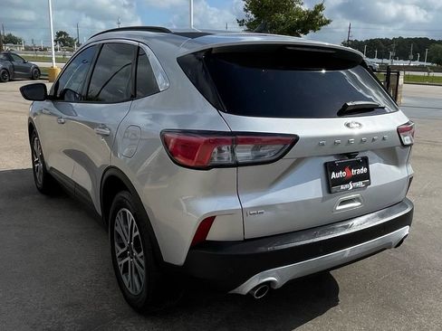 Used 2020 Ford Escape SEL image 5