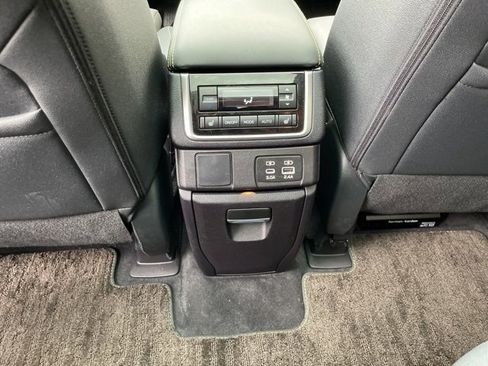 Used 2023 Subaru Ascent Onyx Edition Limited image 32