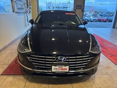 Used 2023 Hyundai Sonata SEL image 2