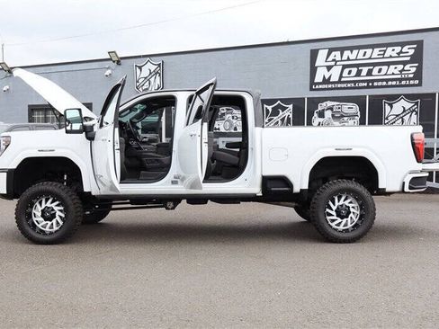 Used 2025 GMC Sierra 3500 AT4 w/ AT4 Premium Plus Package AWD/4WD image 37