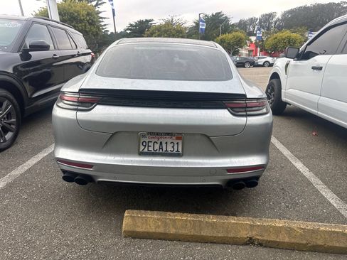 Used 2019 Porsche Panamera 4 AWD/4WD image 6