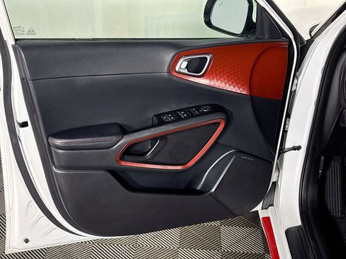 Certified 2021 Kia Soul Turbo FWD image 10