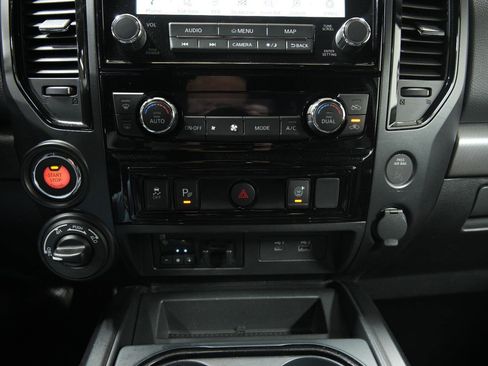 Used 2020 Nissan Titan PRO-4X w/ Pro-4x Utility Package image 33