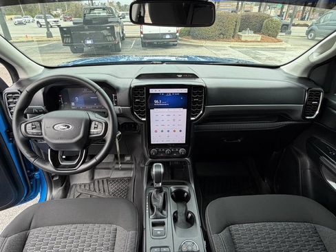 Certified 2024 Ford Ranger XLT image 3