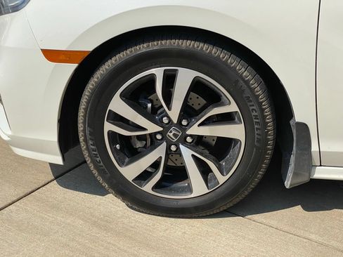Used 2019 Honda Odyssey Elite image 5