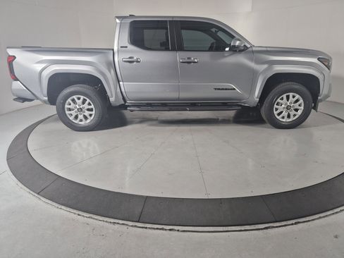 New 2026 Toyota Tacoma SR5 image 5