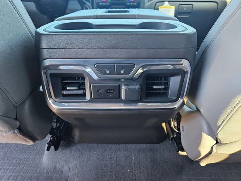 Used 2021 Chevrolet Silverado 1500 LTZ image 25