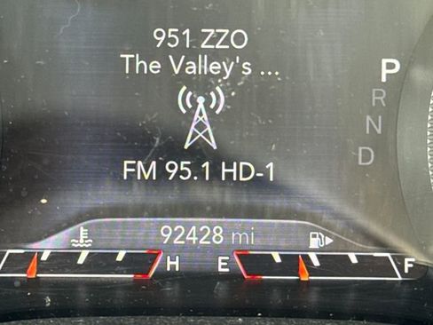 Used 2019 Jeep Cherokee Limited image 23