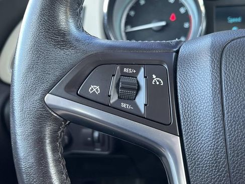 Used 2013 Buick Verano FWD image 25