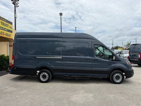 Used 2020 Ford Transit 250 148 High Roof Extended RWD image 7