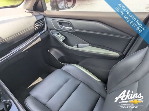 Used 2022 Nissan Rogue SL w/ SL Premium Package FWD image 16