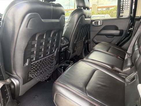 Used 2020 Jeep Gladiator Rubicon AWD/4WD image 11