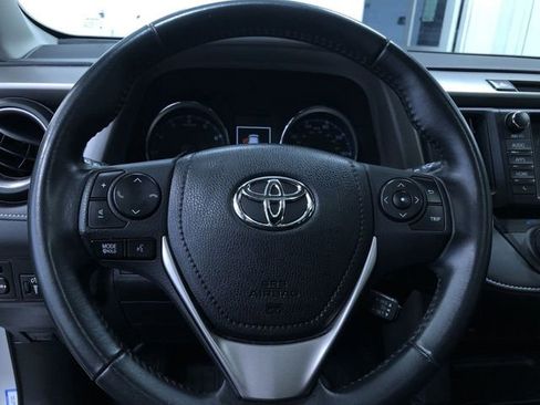 Used 2016 Toyota RAV4 XLE image 24