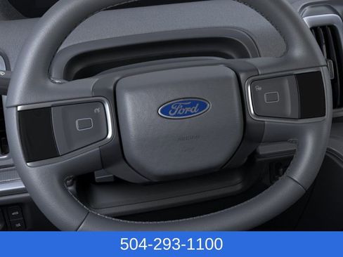 New 2026 Ford Expedition Active image 12