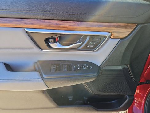 Used 2022 Honda CR-V Touring image 15