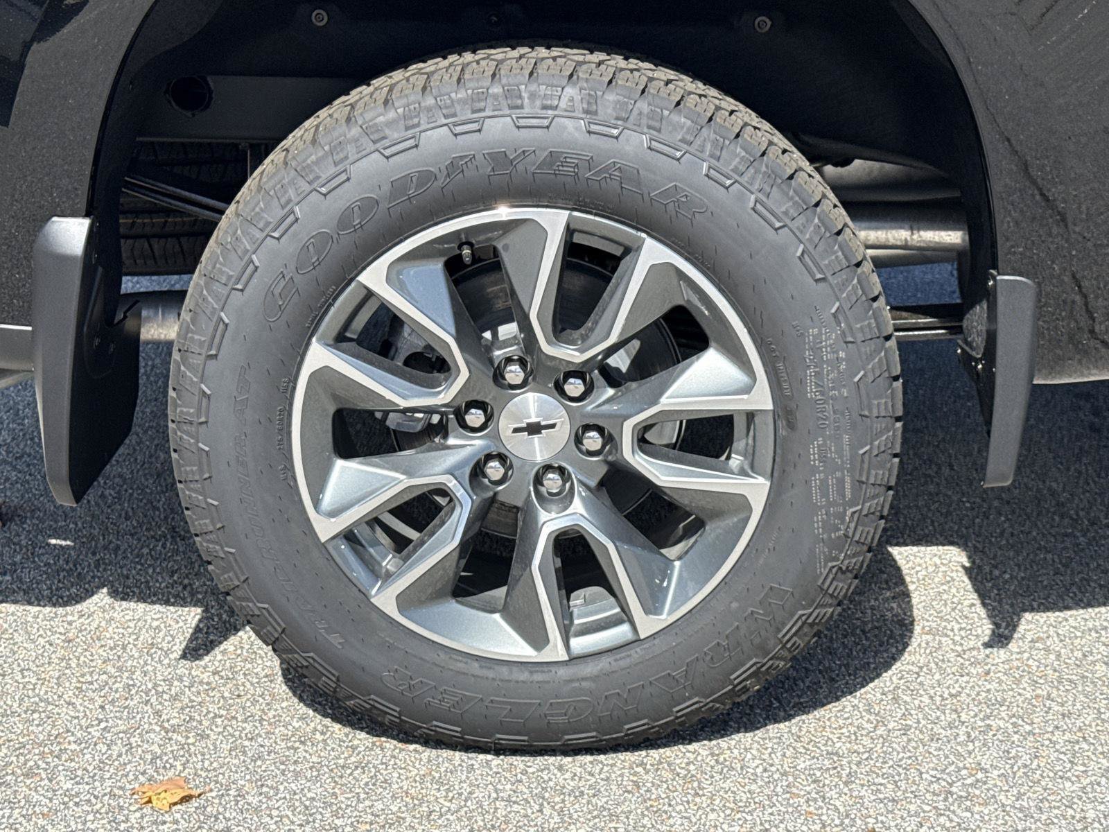 New 2026 Chevrolet Silverado 1500 RST w/ Protection Package AWD/4WD image 9