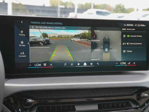 Certified 2025 BMW 230i xDrive Coupe w/ Premium Package image 24