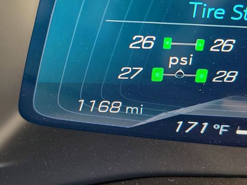 Certified 2024 Chevrolet Corvette Stingray Premium Cpe w/ Battery Protection Package image 22