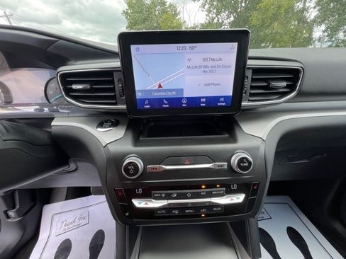 Used 2020 Ford Explorer XLT w/ Equipment Group 202A AWD/4WD image 8